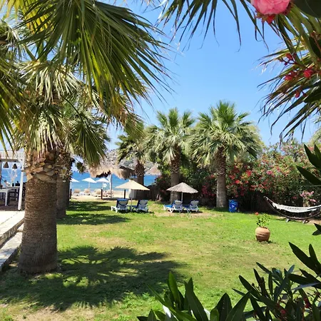 Ladonia Zemda Hotel *