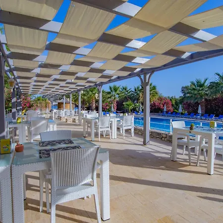 Hotel Ladonia Zemda *