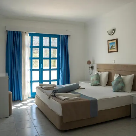Ξενοδοχείο Ladonia Zemda 3*